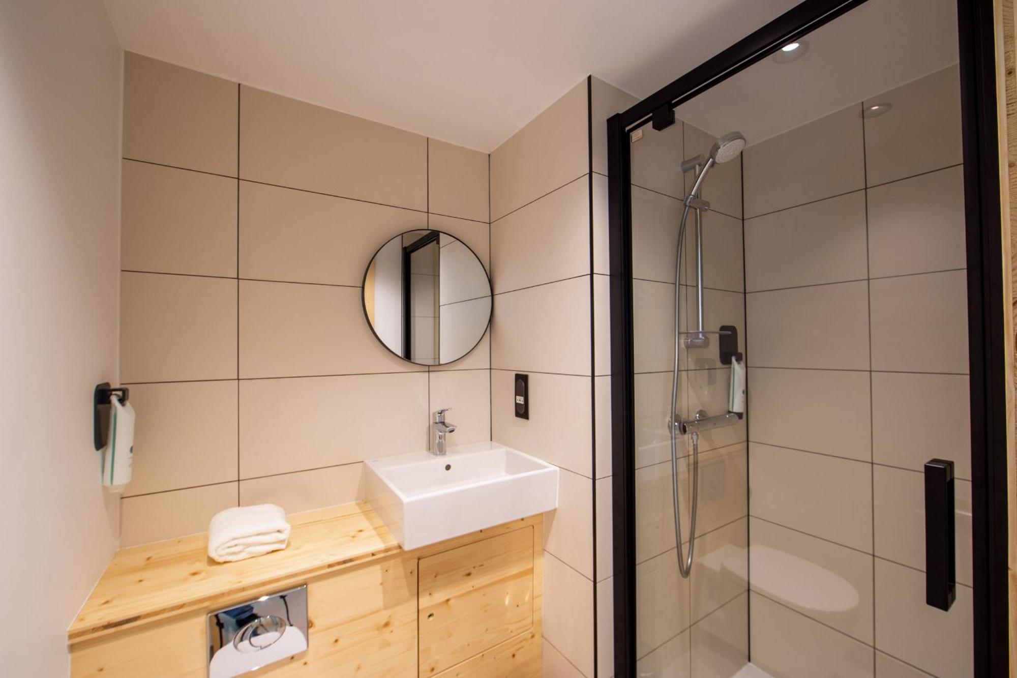 Easyhotel Marseille Euromed Dış mekan fotoğraf